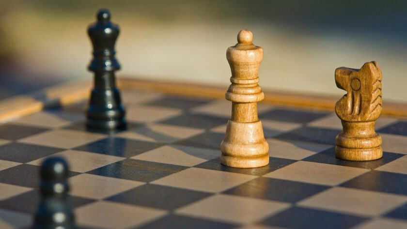 jeu d’échecs en bois pliable